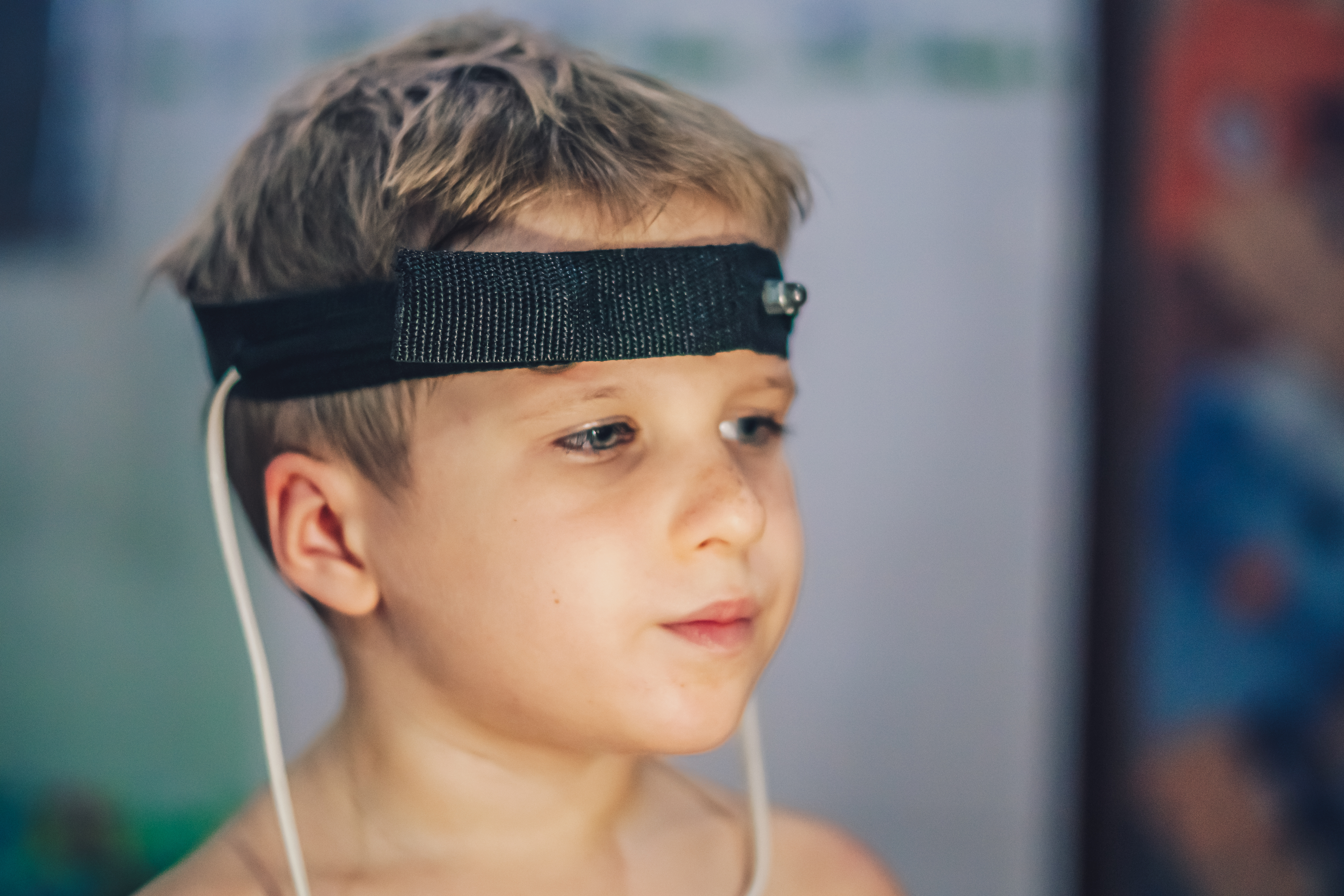 Neurofeedback headband training session in Petaluma